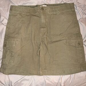 Men's Tan Cargo Shorts Ocean and Coast